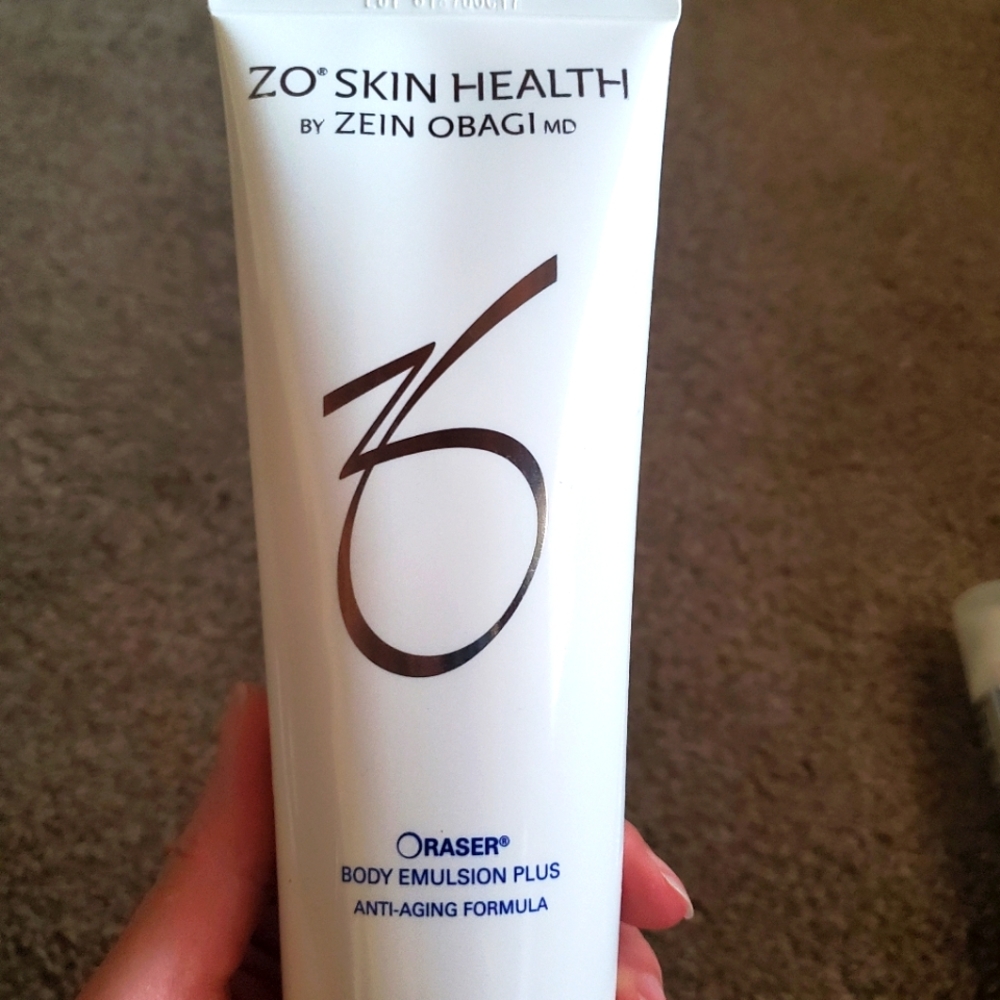 ZO Skin Health Oraser Body Emulsion Plus